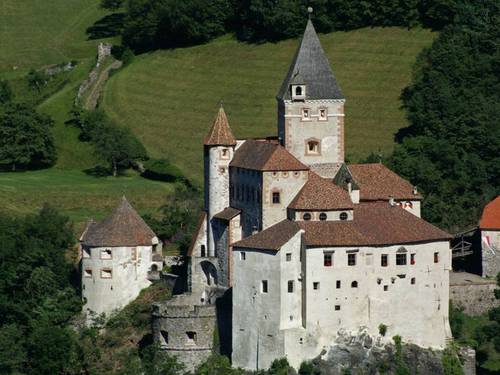 Castel_Trostburg